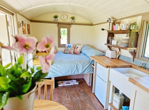 Pen Bryn Shepherd Hut Хей-он-Уай Экстерьер фото